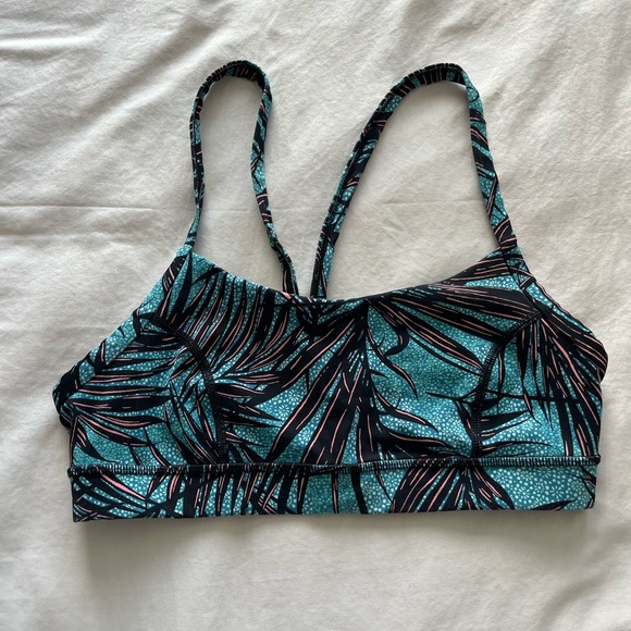 lululemon athletica Other - Size 6 Lululemon Sports Bra